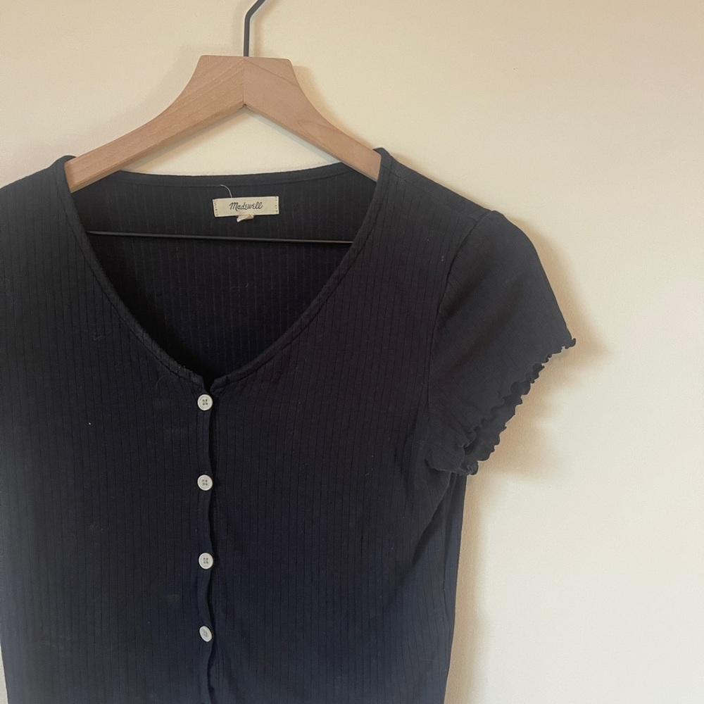 Madewell Ribbed Button Down Ruffle Short Sleeve Crop - Picture 3 of 4